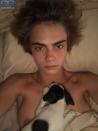 caradelevingne Foto Nude Leaked OnlyFans 19