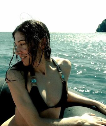 Caroline Polachek