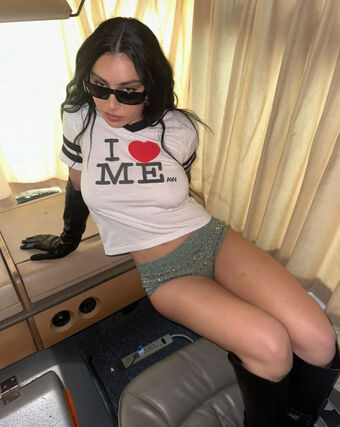 Charli-xcx