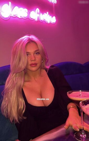 Charlimart Foto Nude Leaked OnlyFans 33