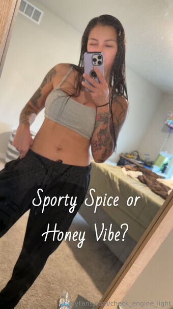 check_engine_light Foto Nude Leaked OnlyFans 20