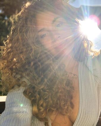 chelly.pop Foto Nude Leaked OnlyFans 11