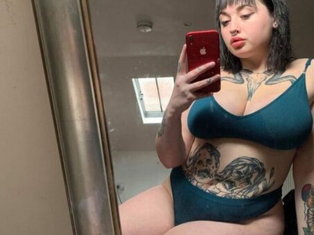 Chelsfloatstoo Foto Nude Leaked OnlyFans 2