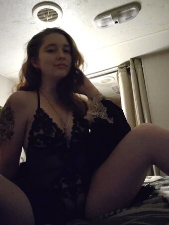 cherrybomb1997 Foto Nude Leaked OnlyFans 4