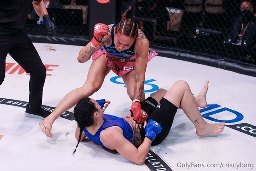 criscyborg Foto Nude Leaked OnlyFans 69