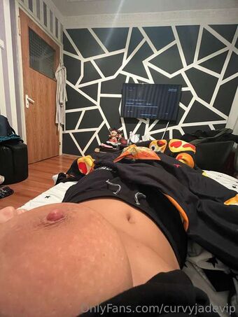 curvyjadevip