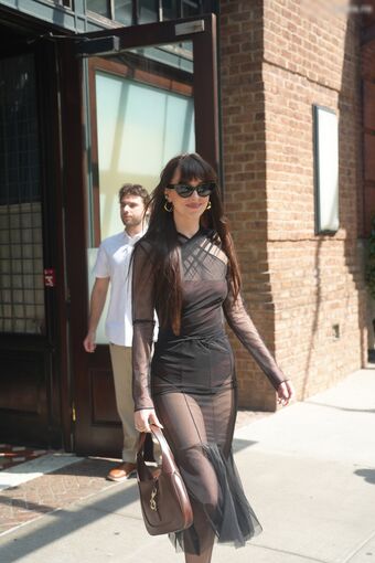 Dakota Johnson