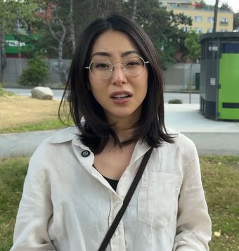 Dami Lee