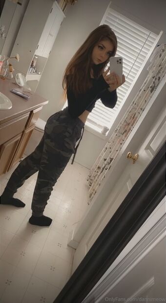 Danni Meow