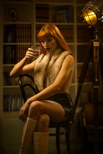 Darcie_Louise_Model