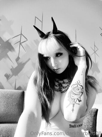 darkbarbied0ll