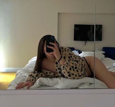 Deabaadi Foto Nude Leaked OnlyFans 3