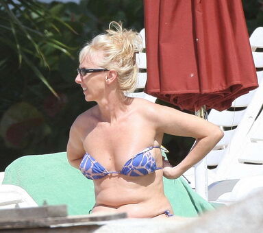 Debbie McGee