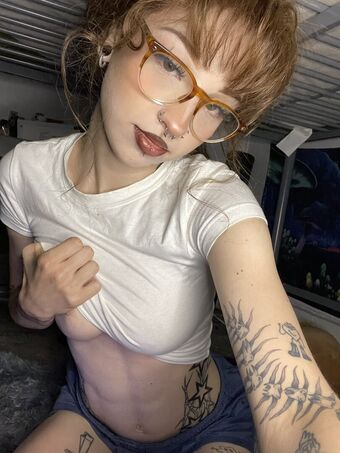 definitelynotd Foto Nude Leaked OnlyFans 2