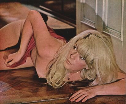 Deneuve Foto Nude Leaked OnlyFans 18