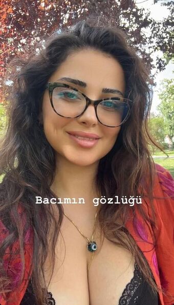 Deniz Bağdaş