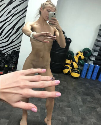 dfelm Foto Nude Leaked OnlyFans 4