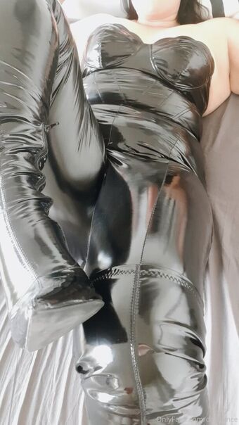distannce Foto Nude Leaked OnlyFans 12