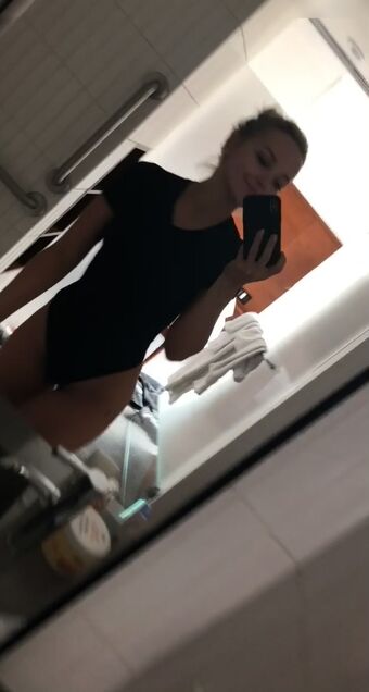 Dove-cameron