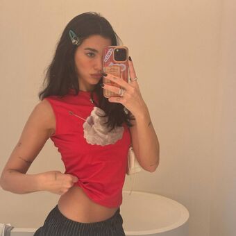 Dua-lipa