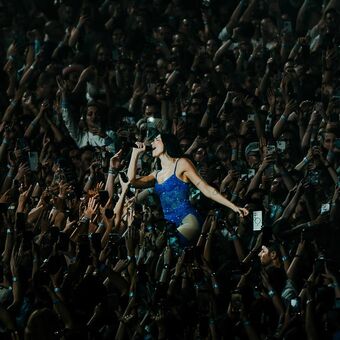 Dua-lipa