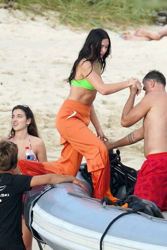 Dua-lipa