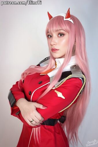 Elina Yi
