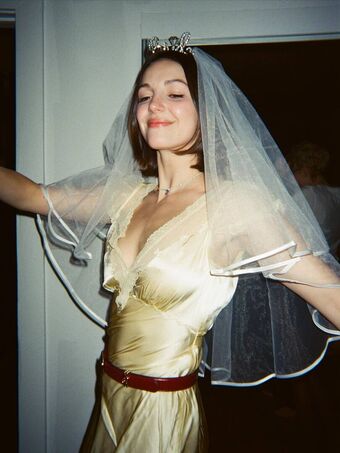 Ella Hunt Foto Nude Leaked OnlyFans 141