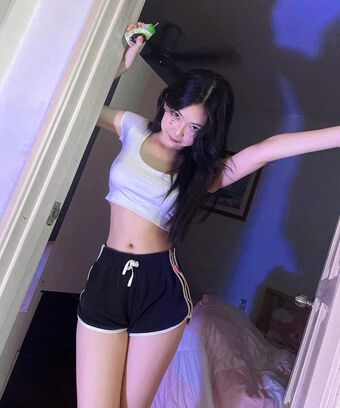 Ellen Tan Foto Nude Leaked OnlyFans 111