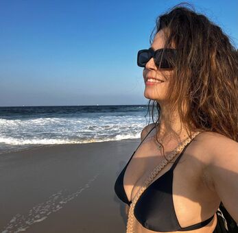 Emanuelle Araújo