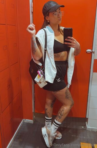 emiilyhot