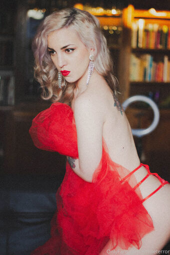 emilieterror Foto Nude Leaked OnlyFans 7