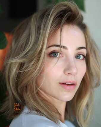 Emily Rudd