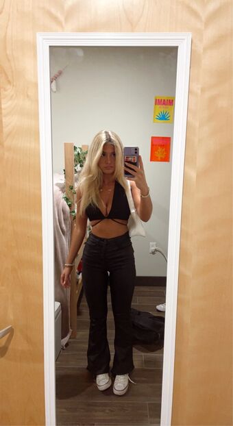 emmanylese Foto Nude Leaked OnlyFans 6