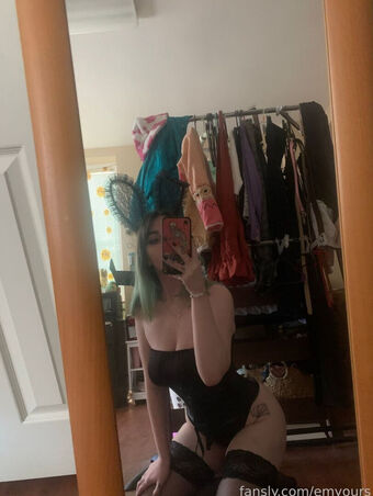 emyours Foto Nude Leaked OnlyFans 1