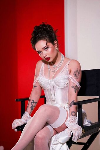 Enina24