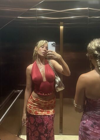Ester Expósito Foto Nude Leaked OnlyFans 78