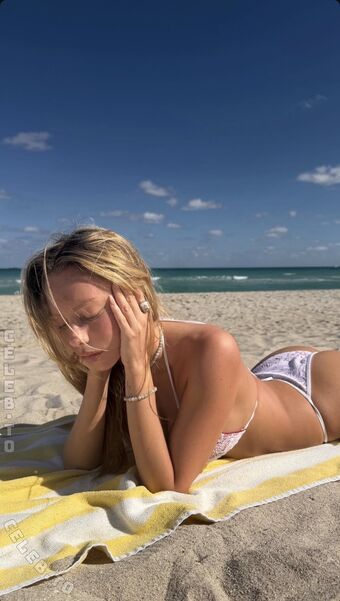 Ester Expósito Foto Nude Leaked OnlyFans 85
