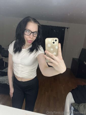 estherswe Foto Nude Leaked OnlyFans 4