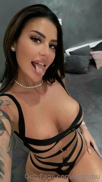 evalupu Foto Nude Leaked OnlyFans 1