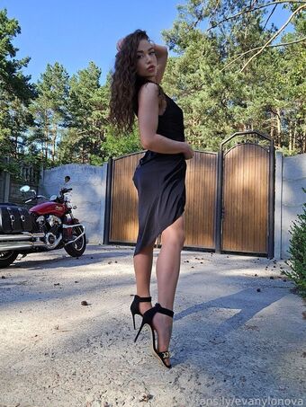 evanylonova