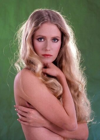 Eve Plumb