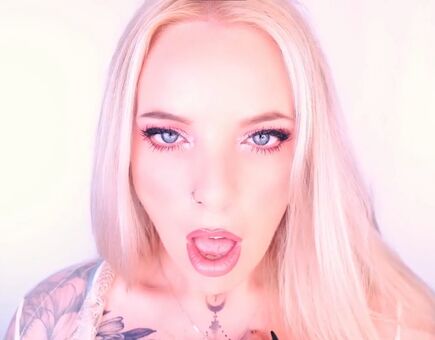 Eye Contact Foto Nude Leaked OnlyFans 71
