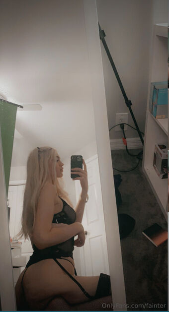 Fainter Foto Nude Leaked OnlyFans 15