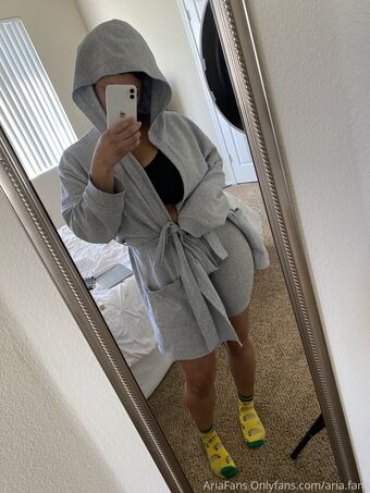 famousaria Foto Nude Leaked OnlyFans 22