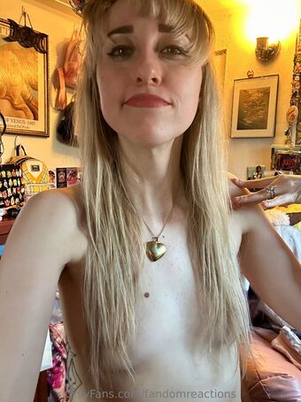 Fandomreactions Foto Nude Leaked OnlyFans 189