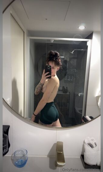 Fin.25 Foto Nude Leaked OnlyFans 40