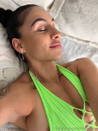 flakavane Foto Nude Leaked OnlyFans 14