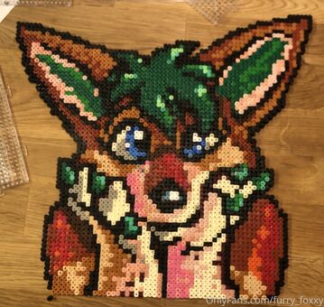 furry_foxxy