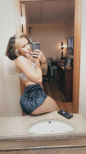 goddessvikfire Foto Nude Leaked OnlyFans 1